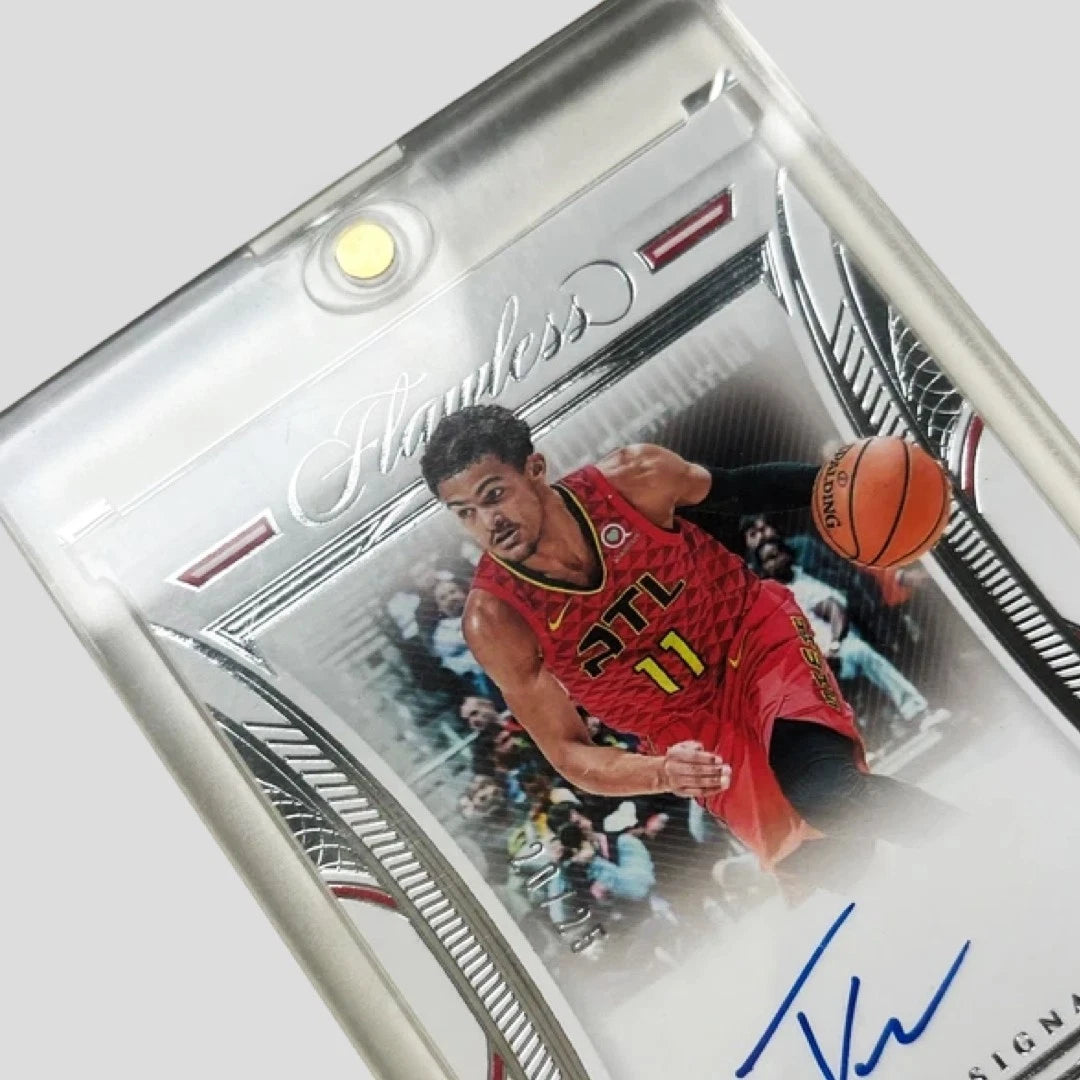 2021-22 Panini Flawless Basketball Trae Young Draft Gem Signatures /25