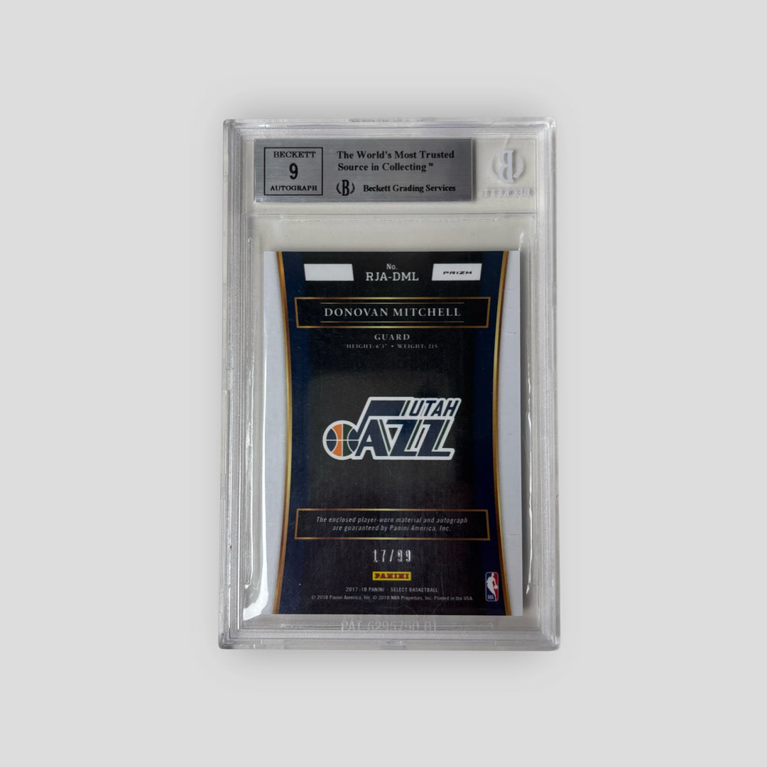 2017-18 Panini Select Donovan Mitchell Rookie Jersey Autographs /99 (BGS 9)