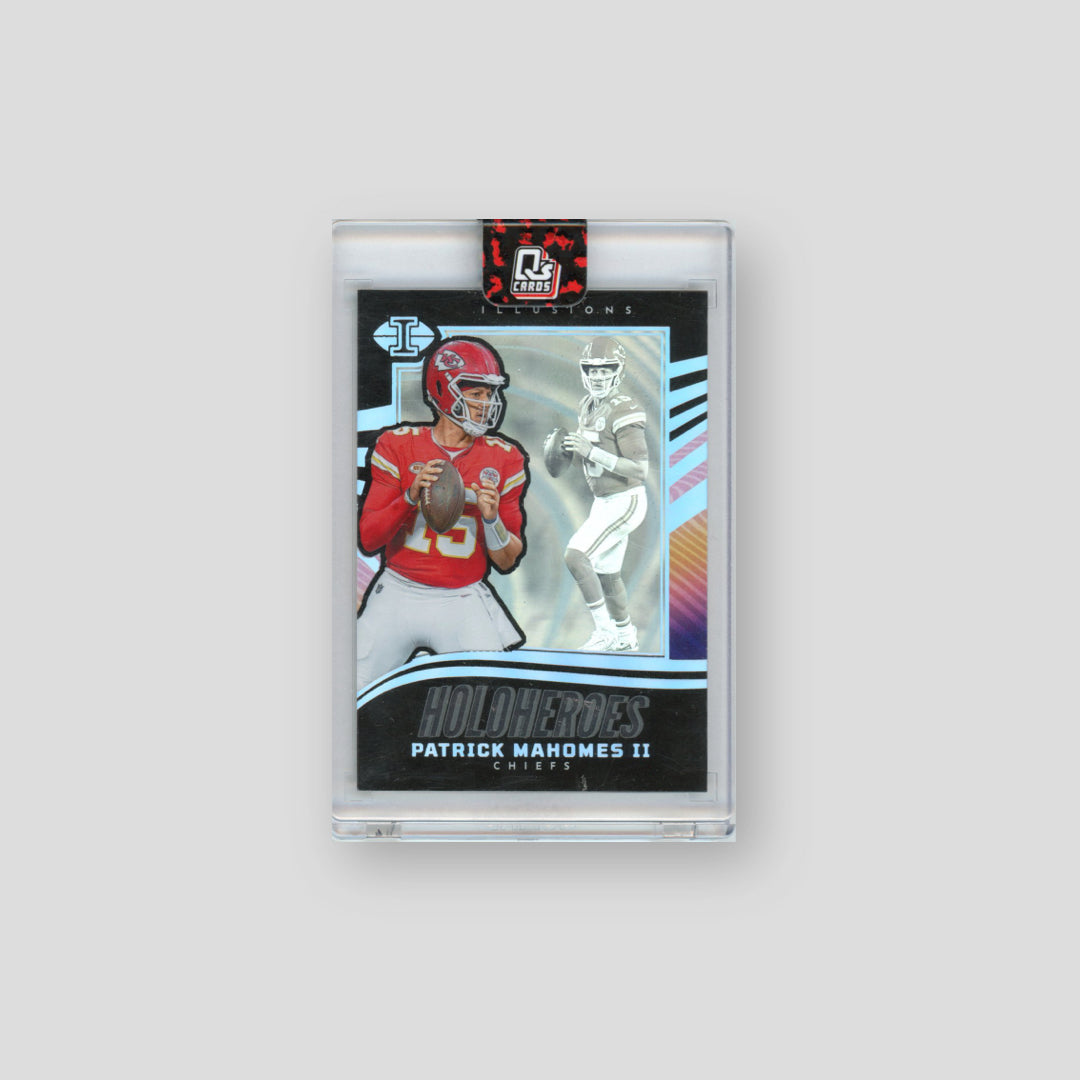 2023 Panini Illusions Patrick Mahomes II Holoheroes #30