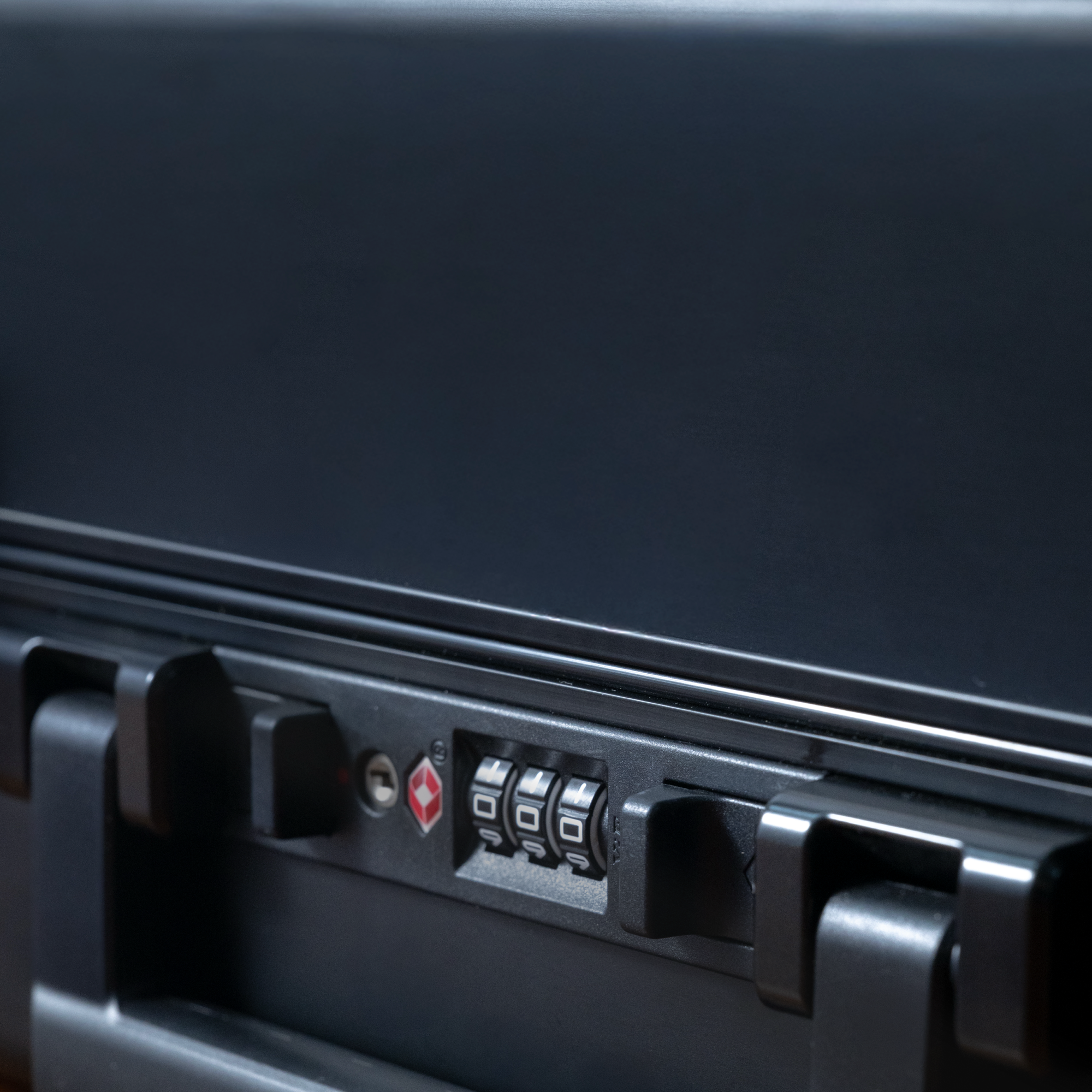 Anode 3 - IQ Card Supplies Case