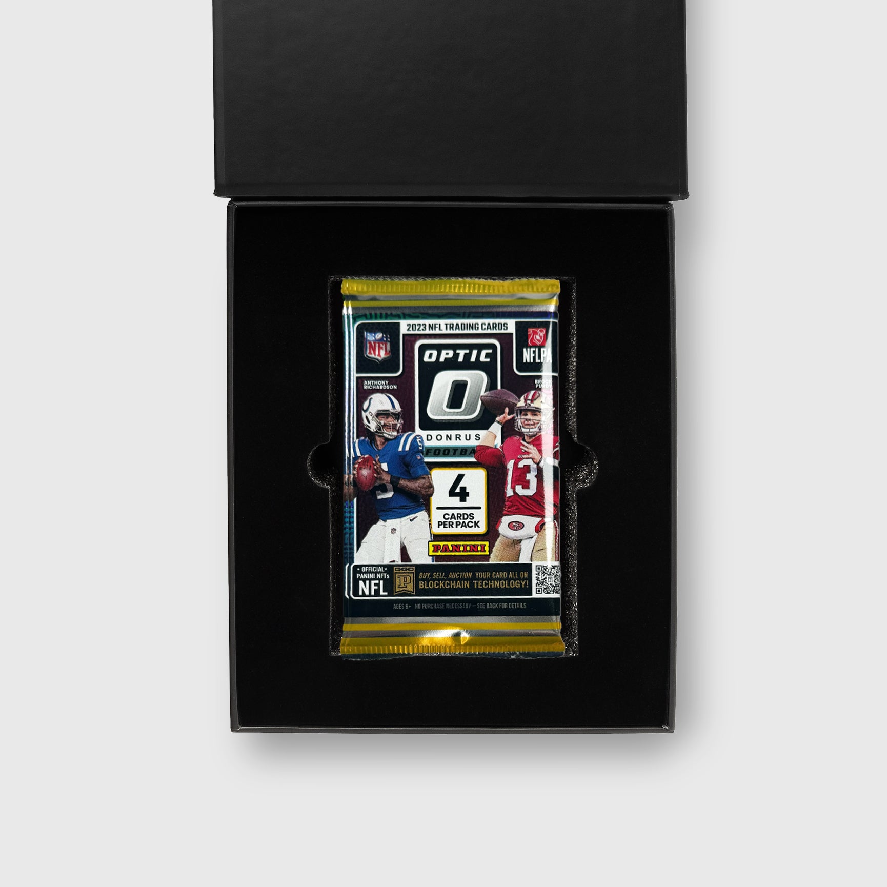 Q's Cards Pack Black Box Premium - Football