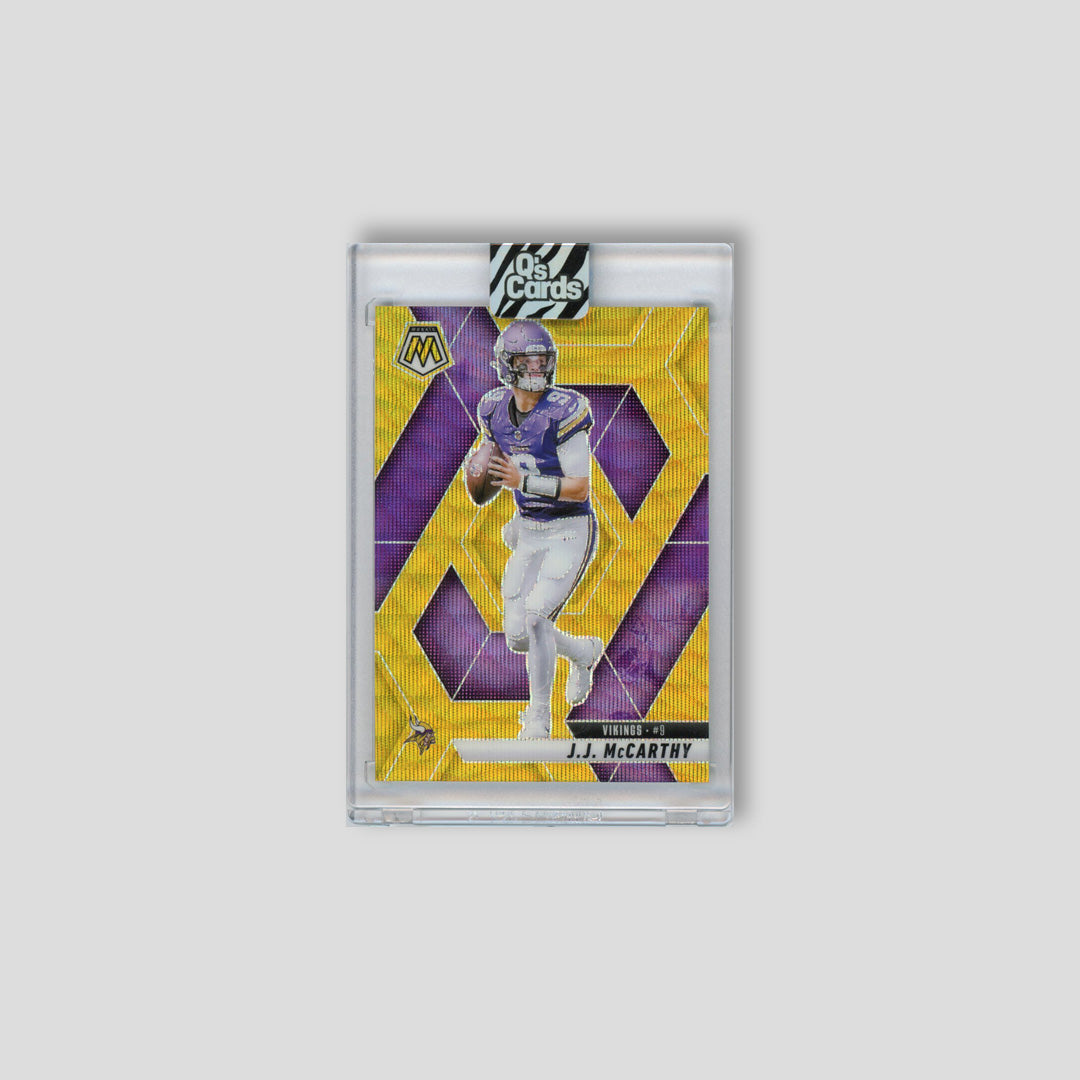 2025 Panini Mosaic J.J. McCarthy Gold Wave /10 #195 - Q's Cards